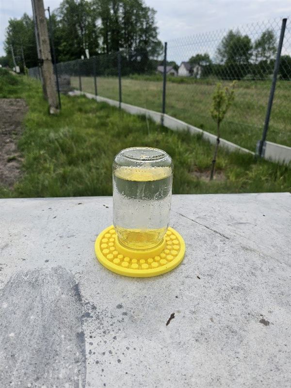 Realizacja druku 3D — poidło dla drobiu