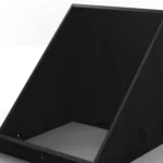 Wizualizacja 3D: zbliżenie wnętrza szablonu 120×120 – skośna krawędź, prosty dolny koniec i okrągłe otwory